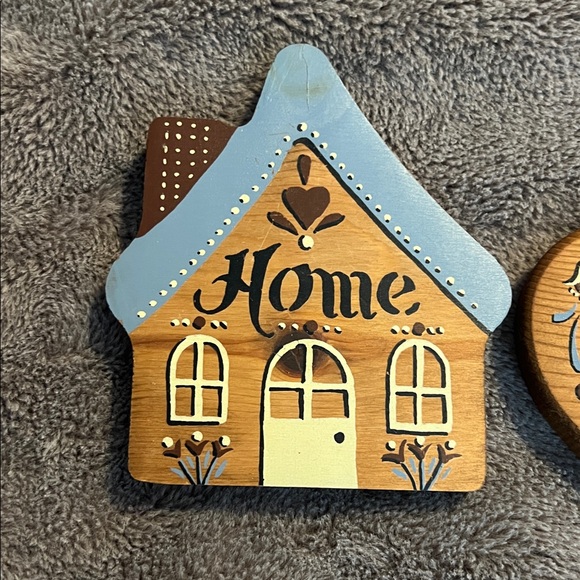 Vintage: Mini Home Sweet Home Wood Wall Decor - Picture 2 of 5